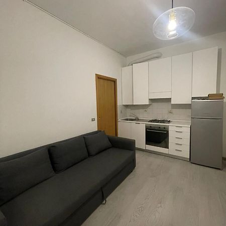 Lovely Apartment Near Centrale Мілан Екстер'єр фото