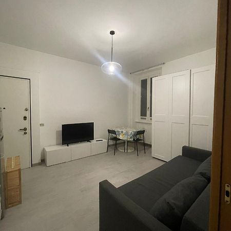 Lovely Apartment Near Centrale Мілан Екстер'єр фото