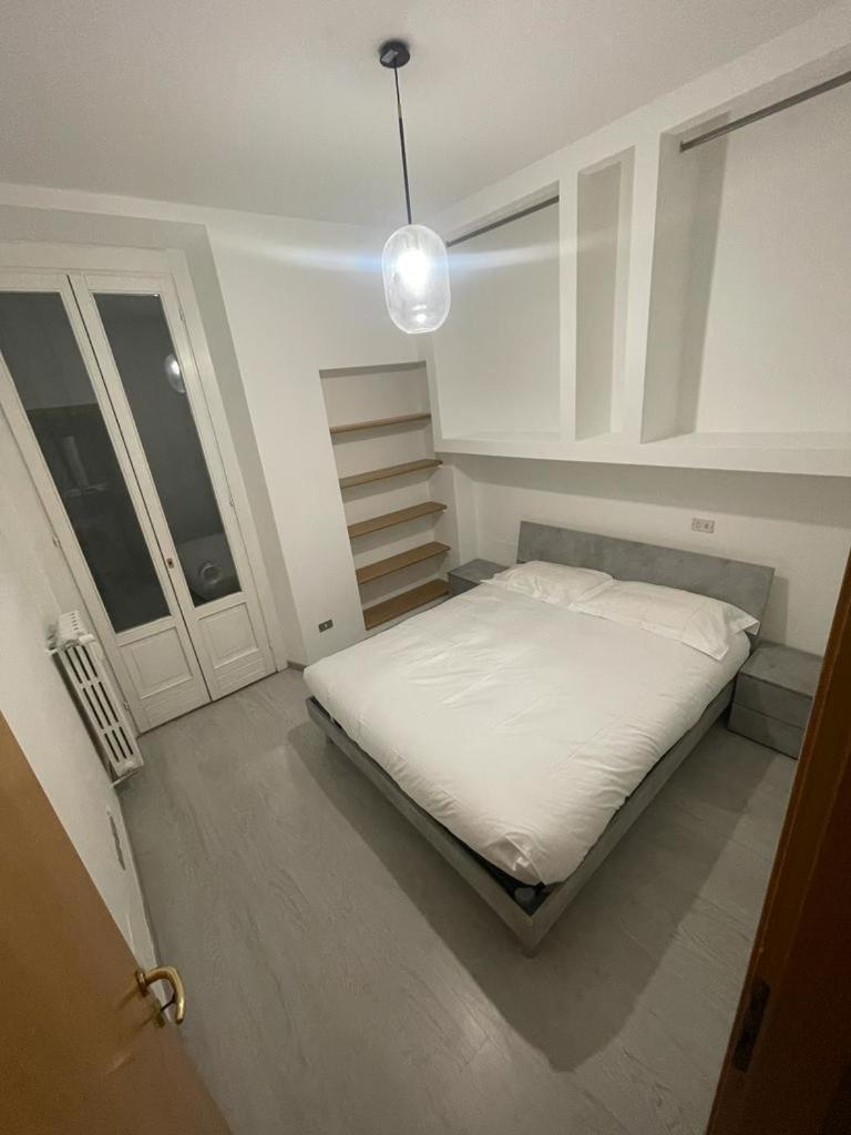 Lovely Apartment Near Centrale Мілан Екстер'єр фото